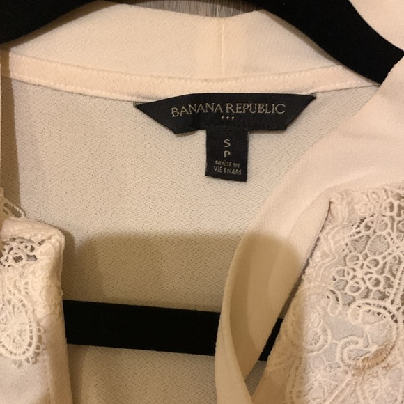 Banana Republic top - Picture 2 of 4
